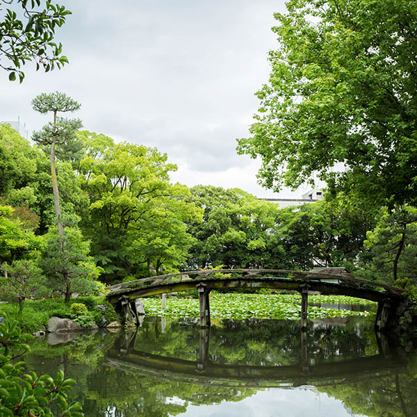 渉成園