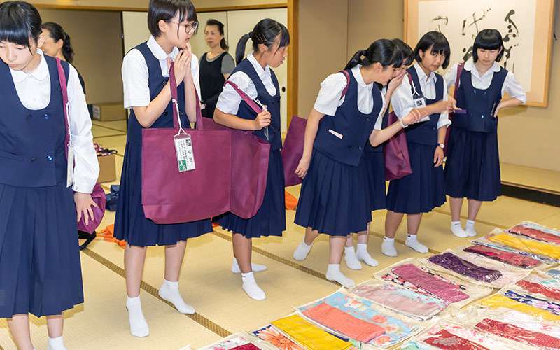 クラス単位で出張OK