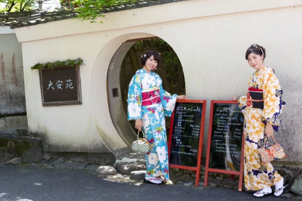 京割烹「大安苑(たいあんえん)」／喫茶「はなれのcafe」