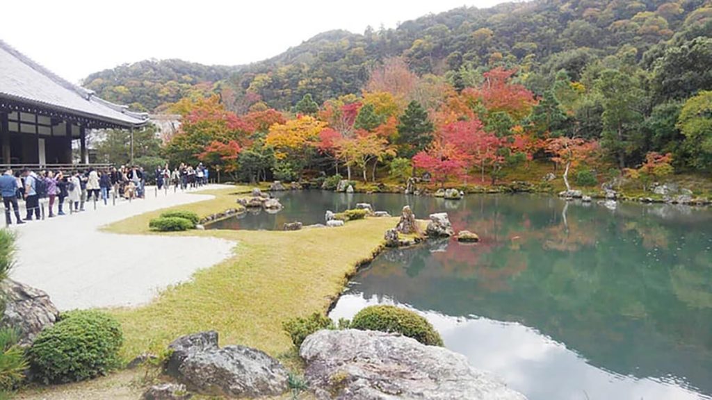 天龍寺　曹源池（そうげんち）庭園の紅葉