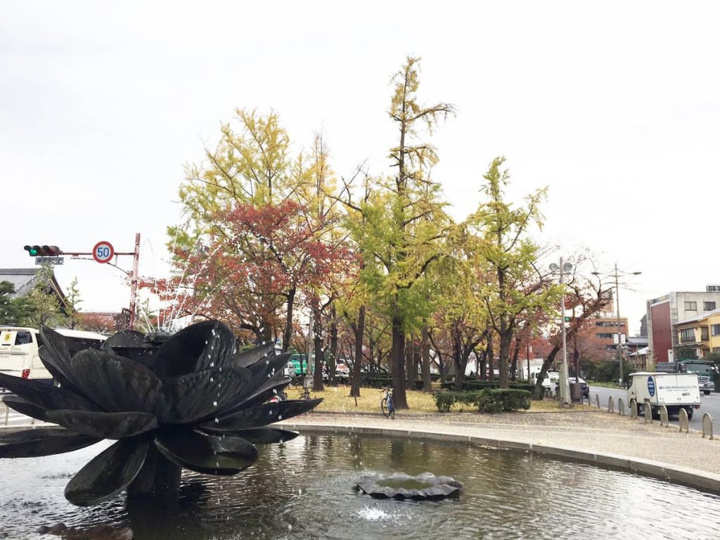 東本願寺周辺の紅葉