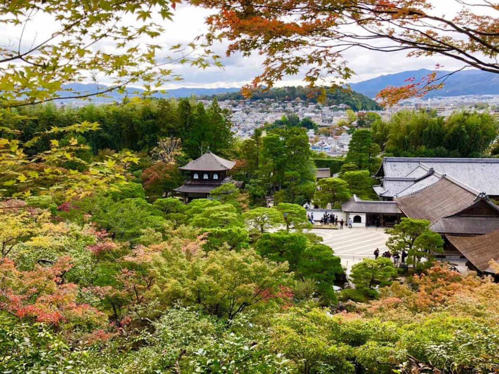 わび・さび　銀閣寺の紅葉