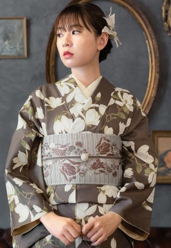 女性着物　白木蓮 藤墨色